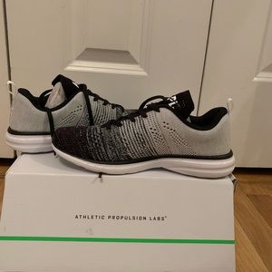 APL - Athletic Propulsion Lab Tennis Shoes Women